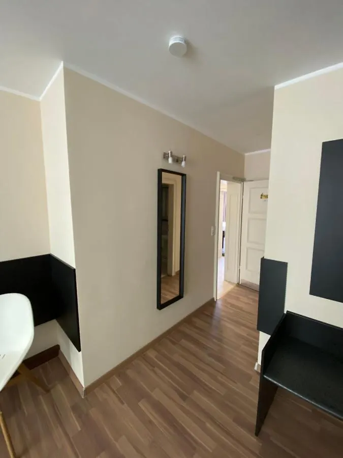 Hotel Drei Kronen Colonia